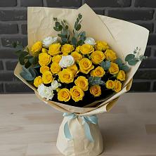 Букет цветов из:  Розы в Пешки
