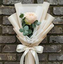 Букет цветов из:  Розы #REPLACE_PRED# Пешки