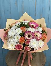 Букет цветов из:  Розы, Герберы и Хризантемы в Пешки