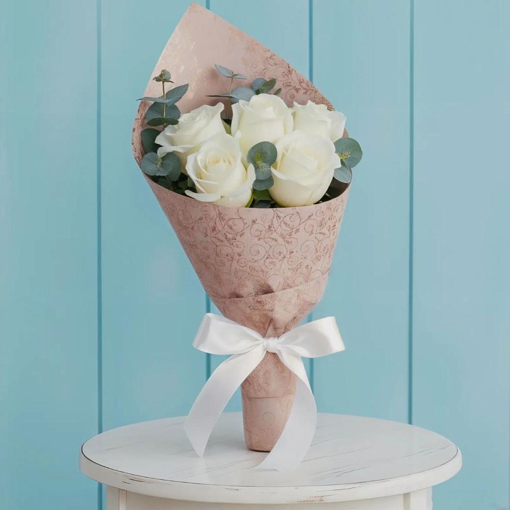 Букет цветов из: Розы в Пешки