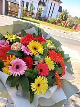 Букет цветов из:  Герберы #REPLACE_PRED# Пешки