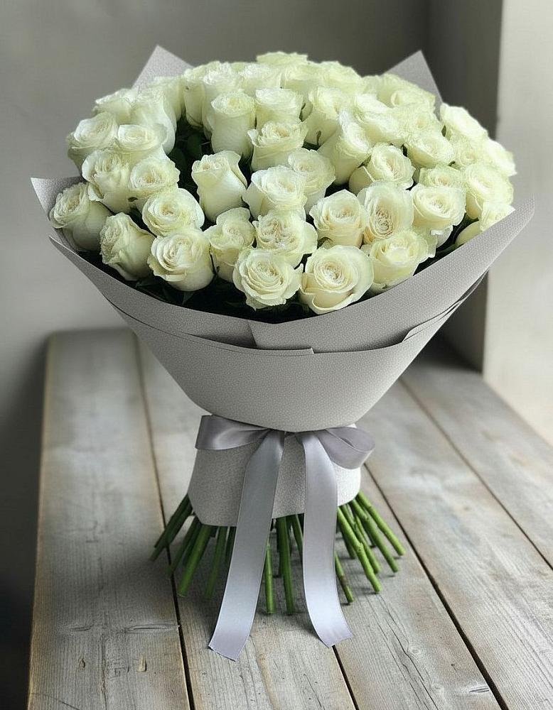 Букет 35 Белых роз в Пешки