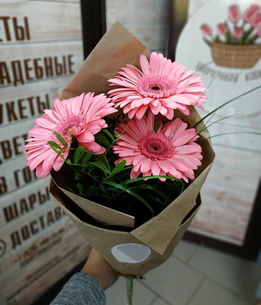 Букет цветов из: Герберы в Пешки