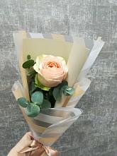 Букет цветов из:  Розы в Пешки