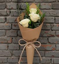 Букет цветов из:  Розы в Пешки