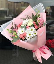 Букет цветов из:  Розы, Лизиантусы и Хризантемы в Пешки