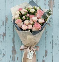Букет цветов из:  Розы #REPLACE_PRED# Пешки
