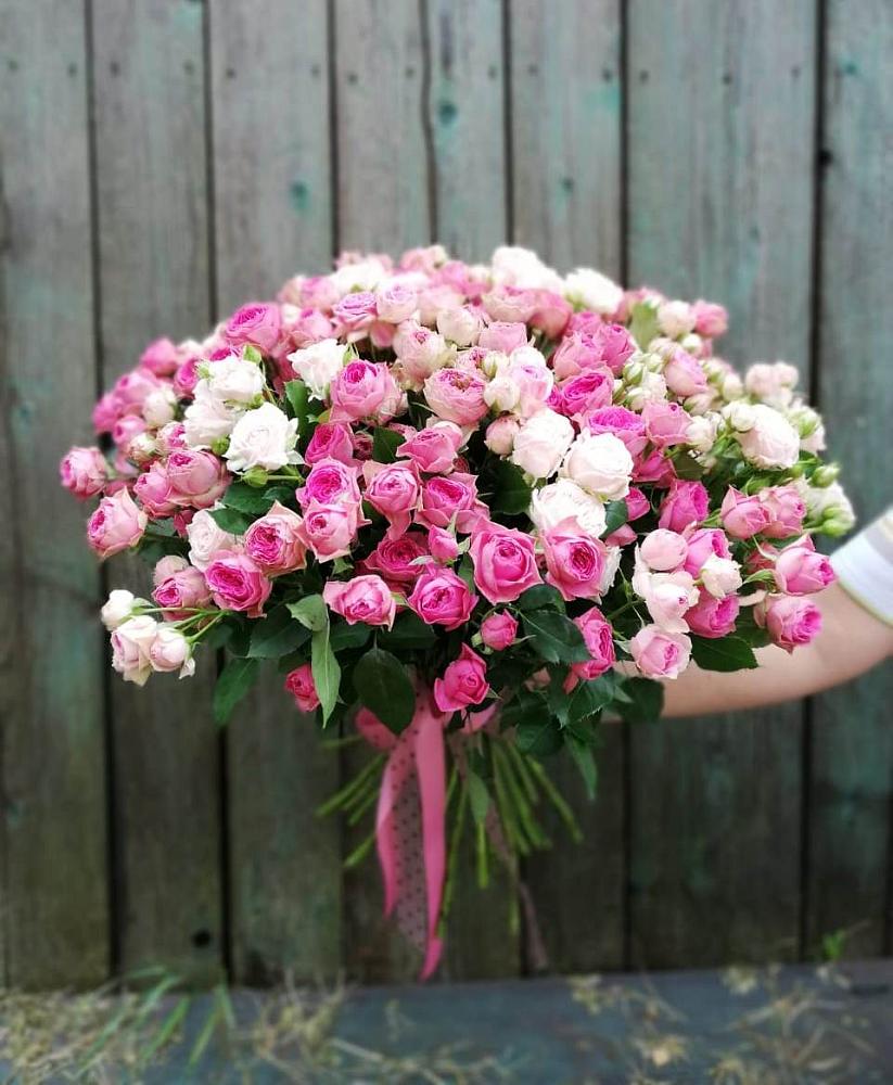 Букет Розовые кустовые розы Натали и Лав Лидия в Пешки