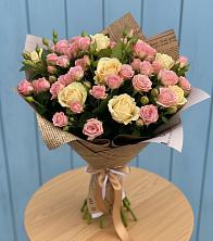 Букет цветов из:  Розы в Пешки
