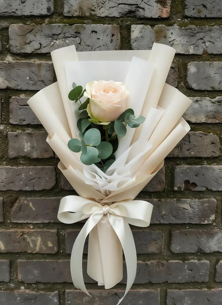 Букет цветов из: Розы в Пешки