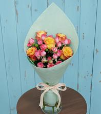 Букет цветов из:  Розы в Пешки