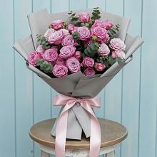 Букет цветов из:  Розы #REPLACE_PRED# Пешки