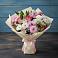 Букет цветов из: Хризантемы, Альстромерии и Розы в Пешки